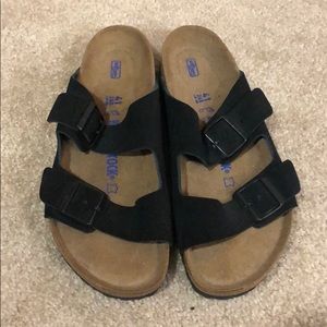 NEVER WORN black suede Birkenstock’s